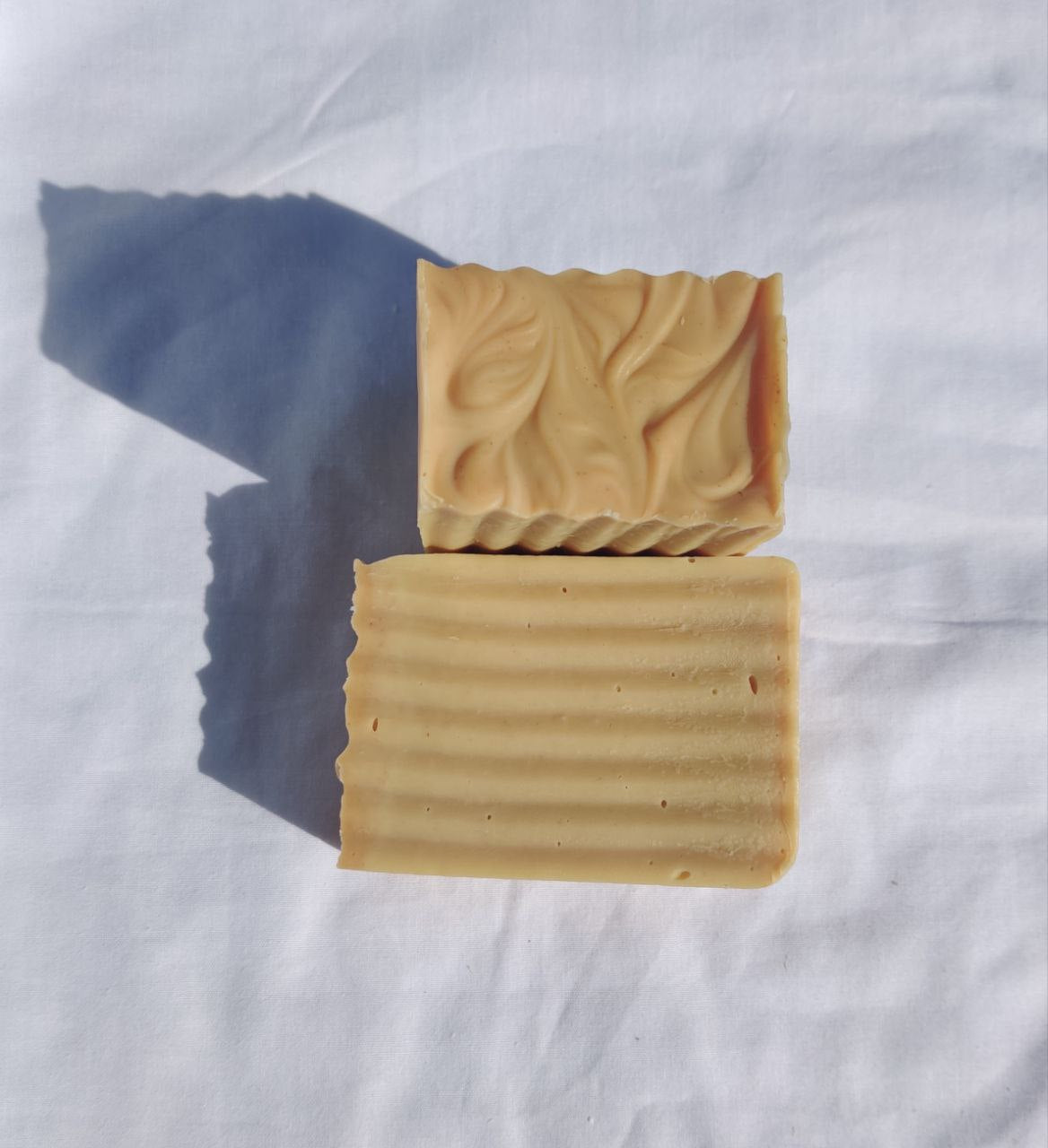 Mango Turmeric Essential Glow|Artisan Facial Soap